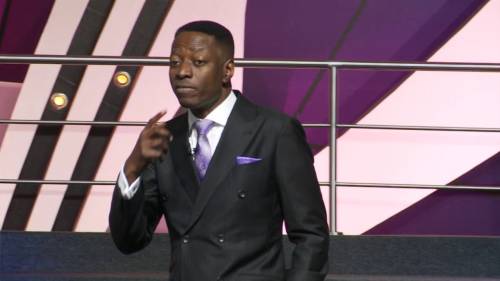 SaharaReporters's tweet photo. .@DaystarNG Pastor @Sam_Adeyemi Expresses Worry Over Electing Nigerian Leaders Without Vision | Sahara Reporters 
He faulted Nigerians' attitudes towards leaders and their visions as he tweeted on Wednesday
READ MORE: https://t.co/zTmiukSGRT https://t.co/sgMijFSLFn