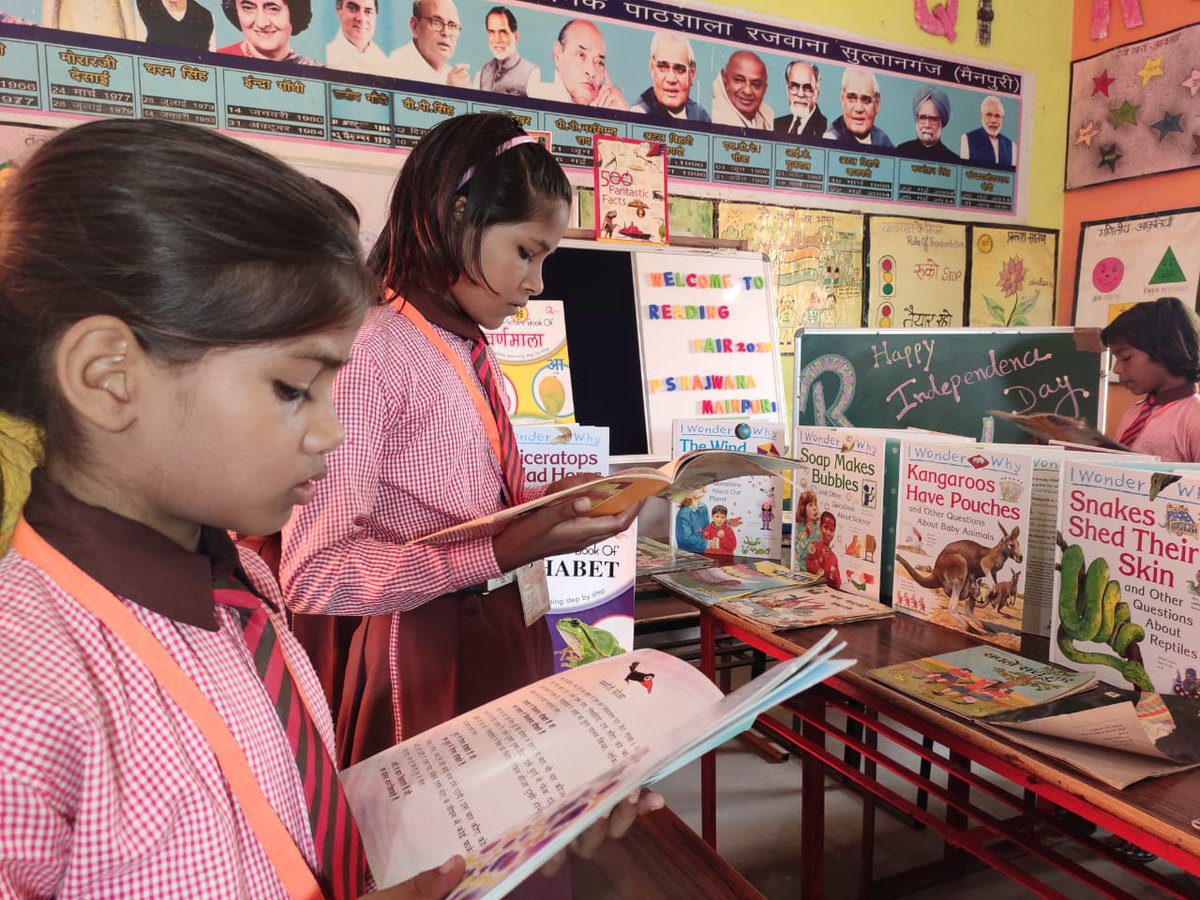 19Ishratali's tweet photo. #readingfair 
Today's government primary school
#Emps_rajwana_mainpuri
@ReadingBasic 
@SarvendraEdu @i_tweetu @zeroajay @GaonConnection @shikshansamvad https://t.co/tl13I1XuJ6