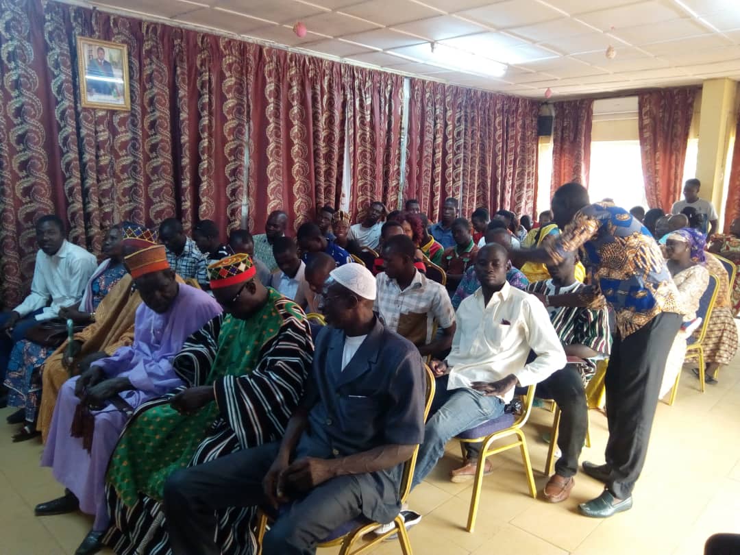EqualBF's tweet photo. Dans le cadre de #Voix2Paix, la coalition des OSC pour la promotion de la #Paix de l'Arrondissement 11 de #Ouagadougou tient une rencontre de plaidoyer ce jour 14 août 2019 pour convaincre les autorités à doter l'Arrondissement 11 d'un commissariat de police. #PAIXauLiptakoGourma https://t.co/O1T0BqZyBx