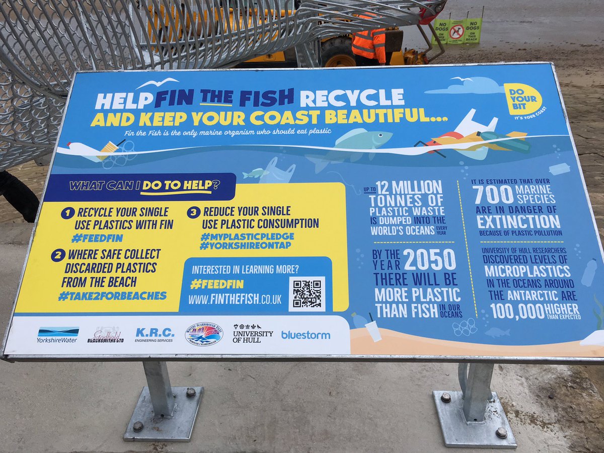 TABlundell's tweet photo. Fantastic response to the launch of Finn the Fish in Scarborough; a collaboration between @UniOfHull @YorkshireWater and @ScarboroCouncil to help get rid of plastic waste on our coastline https://t.co/Xrm2sAAoHs