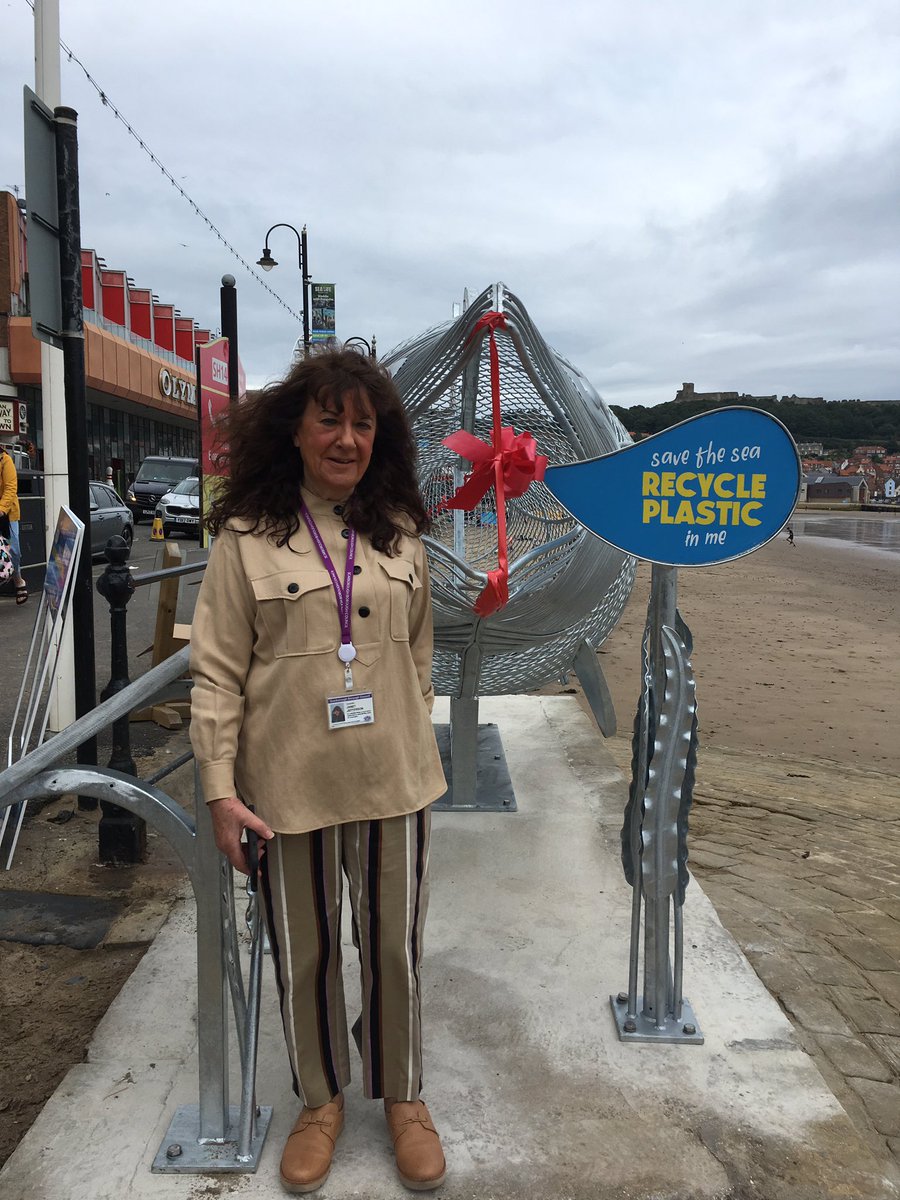 TABlundell's tweet photo. Fantastic response to the launch of Finn the Fish in Scarborough; a collaboration between @UniOfHull @YorkshireWater and @ScarboroCouncil to help get rid of plastic waste on our coastline https://t.co/Xrm2sAAoHs