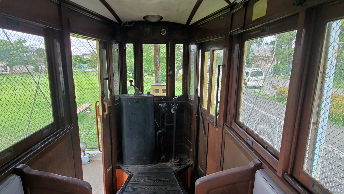 Momo その1 花巻電鉄 デハ3 馬面電車 現存する唯一の車両 8 まで内部公開 市民の家で往時の写真展示 貴重な経験ができました T Co 7py2mioovt Twitter