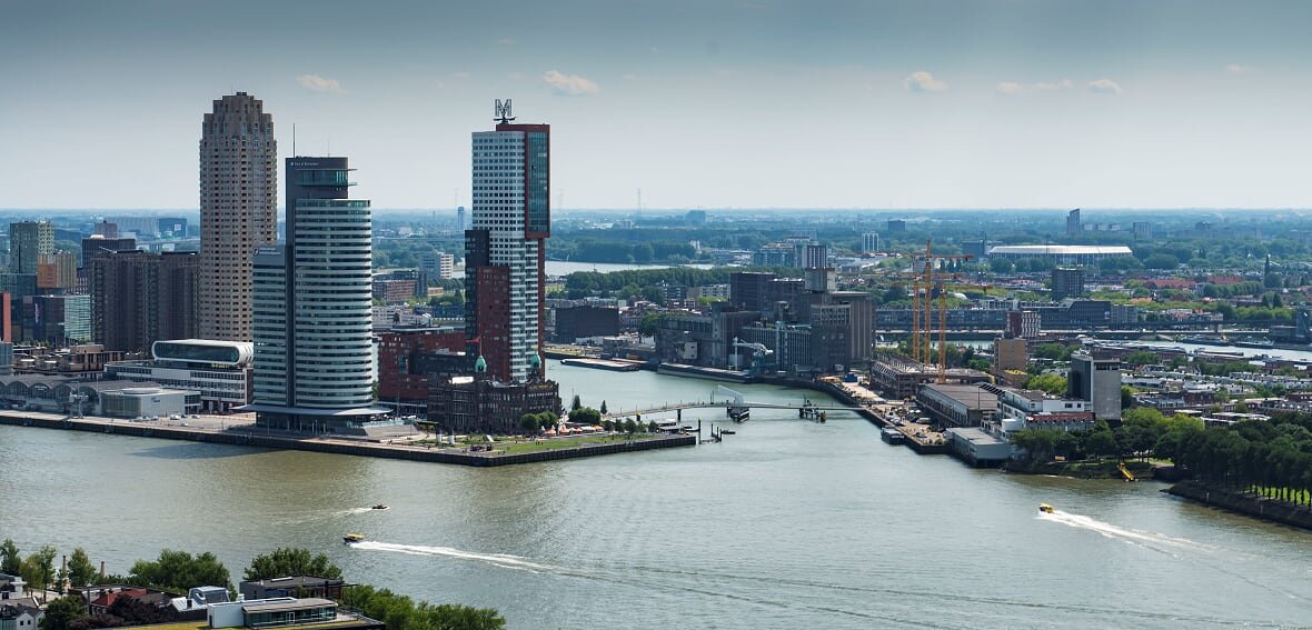 In navolging van Gemeente Amsterdam <a href="/AmsterdamNL/">Gemeente Amsterdam</a> , werkt ook Gemeente Rotterdam <a href="/gemeenteraad010/">gemeenteraad van Rotterdam</a>  nu met het #digitaallogboek! Meer weten? Lees hier verder: bit.ly/2N1l7lD