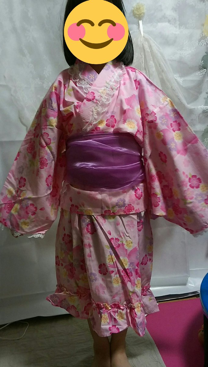 トコパン 小人の身長1cmで150サイズのセパレートタイプのミニ浴衣を着てみた まだまだ大きいけれど 中がワンピースだし 羽織 は肩を摘めれば今でも何とかいけそうだな マザウェイズ