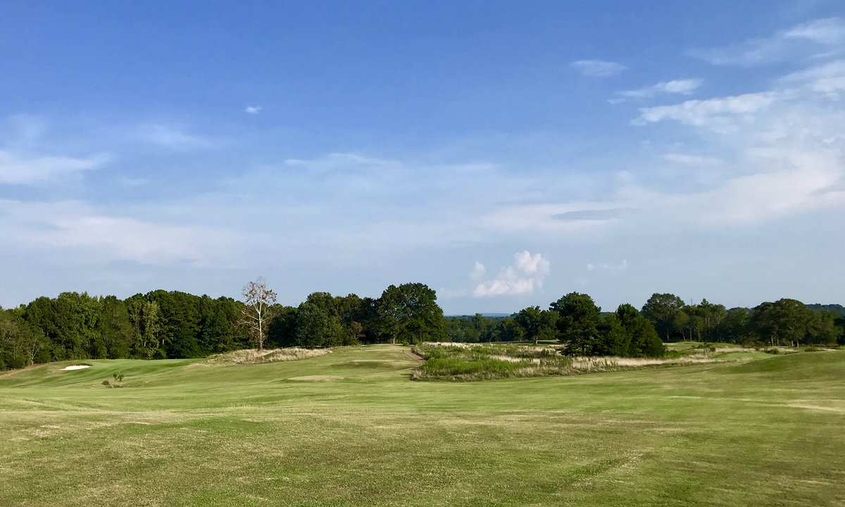 daltonmelnyk's tweet photo. Amazing evening out @TheFieldsGolf #solowalker #under3hours Thanks @willbardwell for making me aware of this place!! https://t.co/VRbhajkY9i https://t.co/p2XSxCUAtb