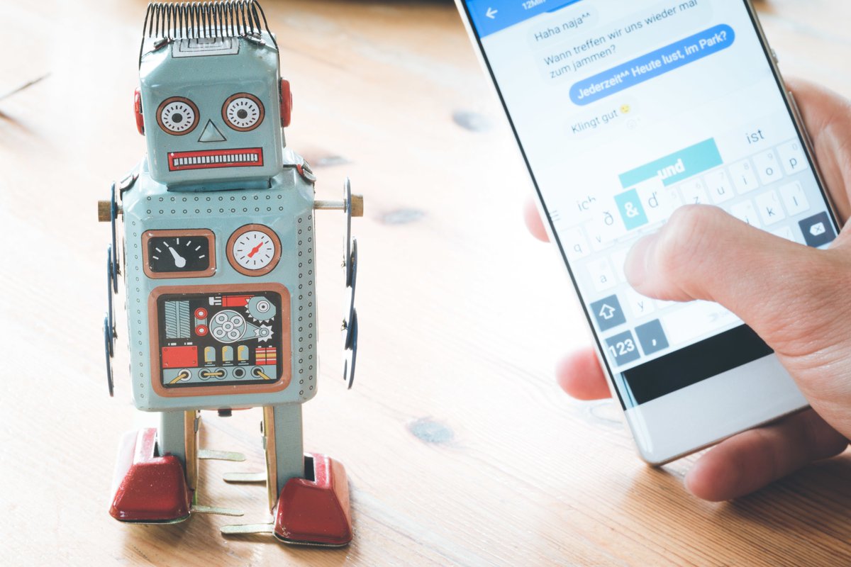 optimalne's tweet photo. Už vám pomáhají roboti?
https://t.co/N0SLe2MFLK
#chatbots #blogpost https://t.co/2TjGpkogZq