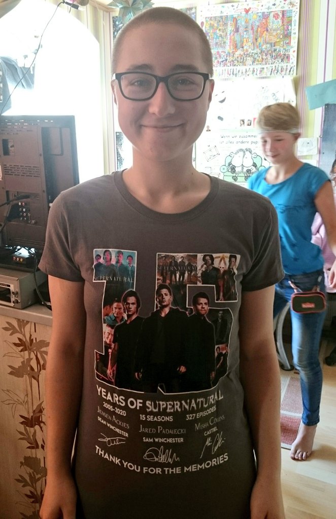 DramakingChaos's tweet photo. Love it.
@cw_spn @jarpad @JensenAckles @mishacollins #spn #alwayskeepfighting #supernatural #spnfamily #readyforthefinal #nerd #happy https://t.co/7rmViGygwy