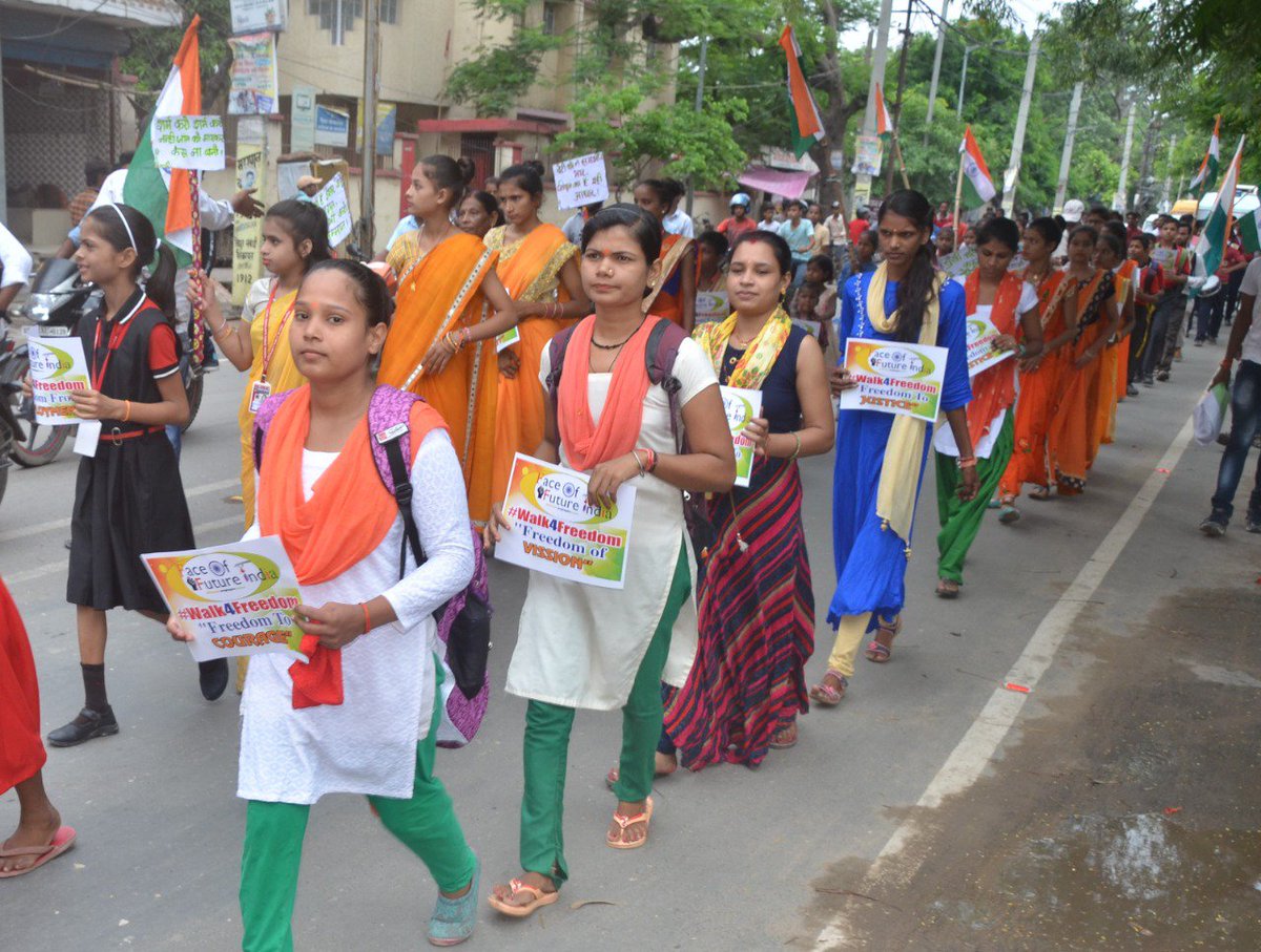 FaceOfFuture1's tweet photo. Glimpse of #Walk4Freedom ,we organize this on every 14th August with Saran police to bring awareness on various social issues with our Indian flag.
After 72nd year of independence, we're still slave of various social evils like dowry system..
@Be_Elixir @ChapraZila @Journokabir https://t.co/yfLUMr3exH