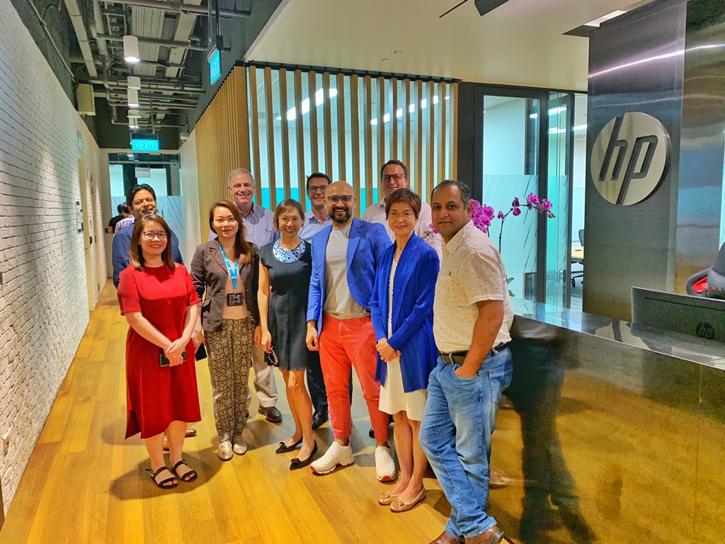 shouvikpm's tweet photo. loved sharing my thoughts on Data-driven Comms and the Customer Journey, and exchanging ideas with APAC comms leaders of @HP @UberEats @HSBC @HiltonHotels @Intuit at the @Conferenceboard’s Asia Communications and Marketing Council meet #ProgressivePR @GolinSG https://t.co/9aDSXz7dtQ