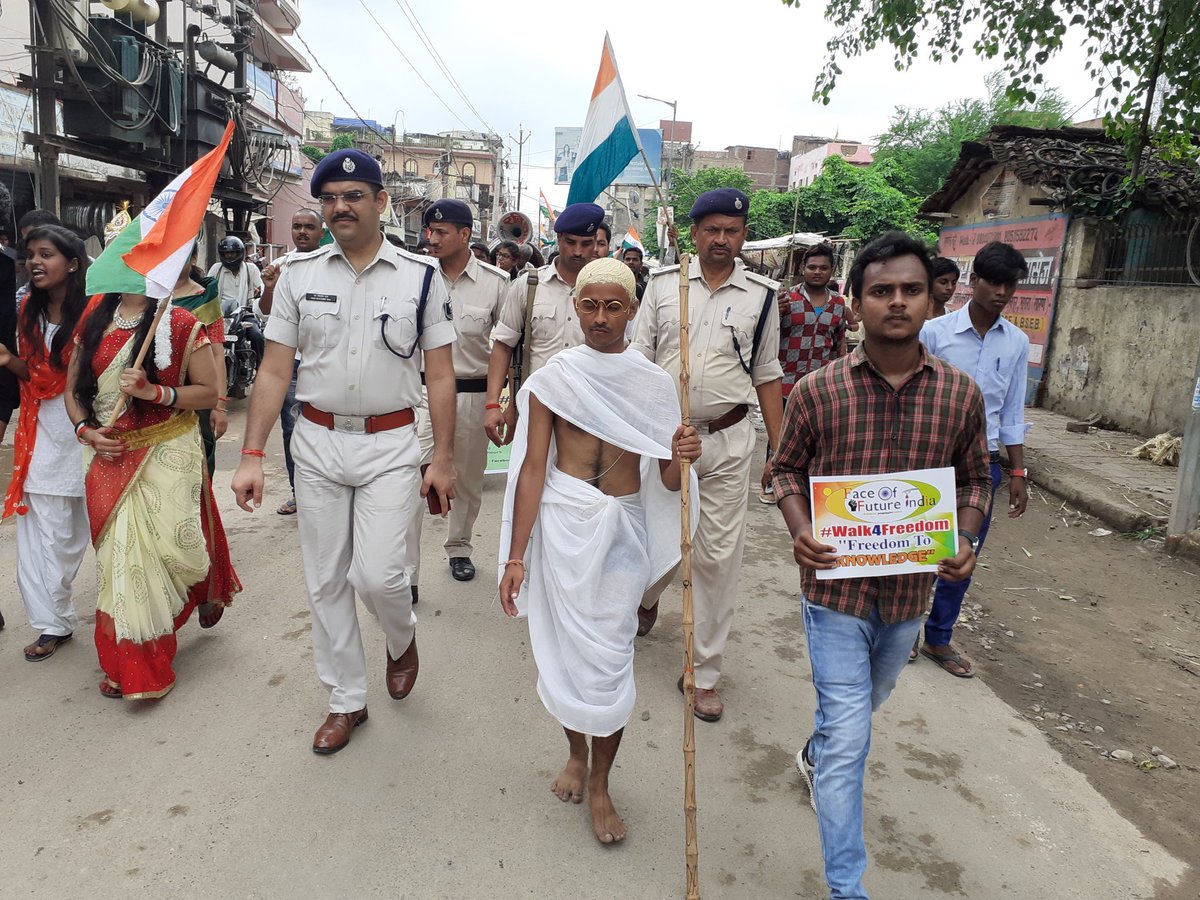 FaceOfFuture1's tweet photo. Child marriage,child labour,terrorism,
Casteism &amp; many more...
We appeal to all this day to completely abolish all these evils from our society through this #Walk4Freedom .
@_NSSIndia @ChhapraToday @sanjeevaninews @MadhishParikh @Be_Elixir @MaaYouthOrg @ZeeBiharNews @diksha_www https://t.co/9aJZl9FGrF