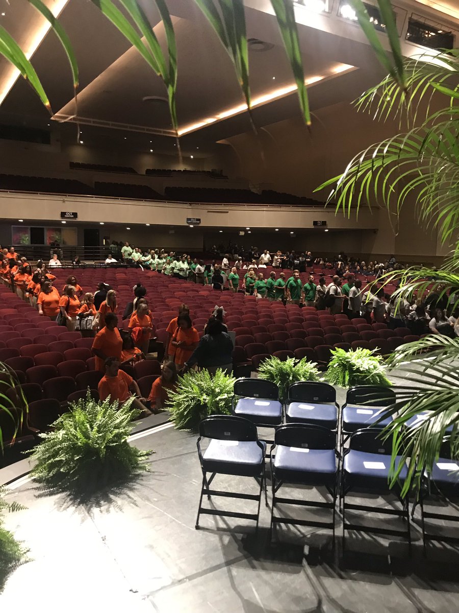 SinaGuffey's tweet photo. District Opening!!!  TOY and Crystal Apple Nominees!!!
#D7Builds https://t.co/ofhOyZai0Y