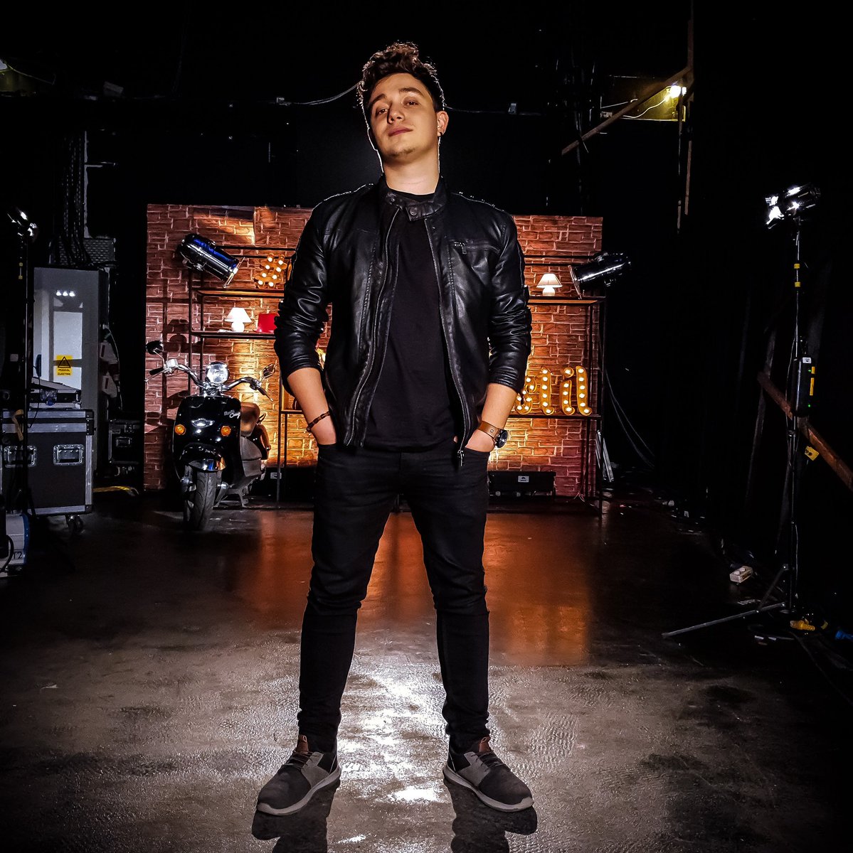 SimonicaAngelo's tweet photo. 😎🤟🏻😎🤟🏻😎🔥🔥🔥 https://t.co/rXpsm7R64t