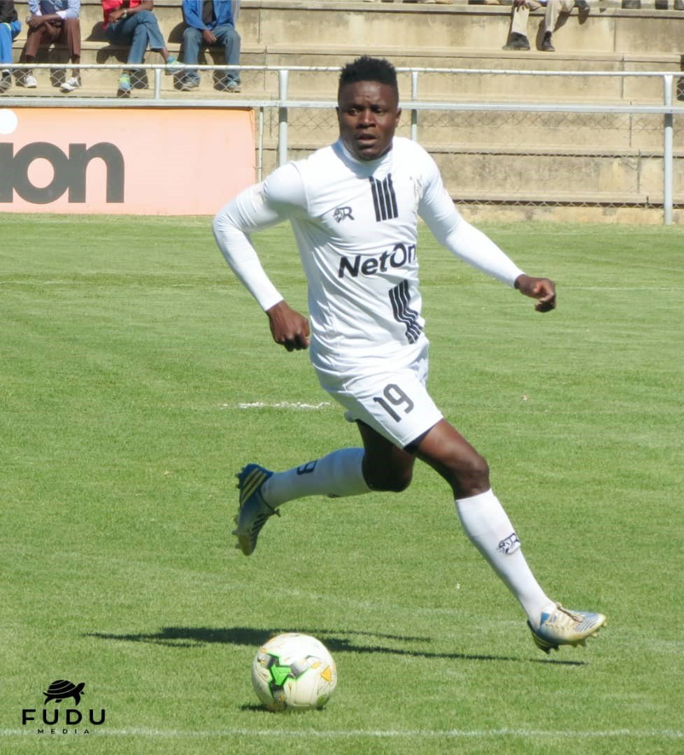 HighlanderBosso's tweet photo. CONFIRMED: Another @NetOneCellular affair on the cards as we travel to Harare to face CAPS United in a @CastleLagerPSL on Sunday!

We are in good shape and spirits. Bring it on! https://t.co/jpKnWaNNxR