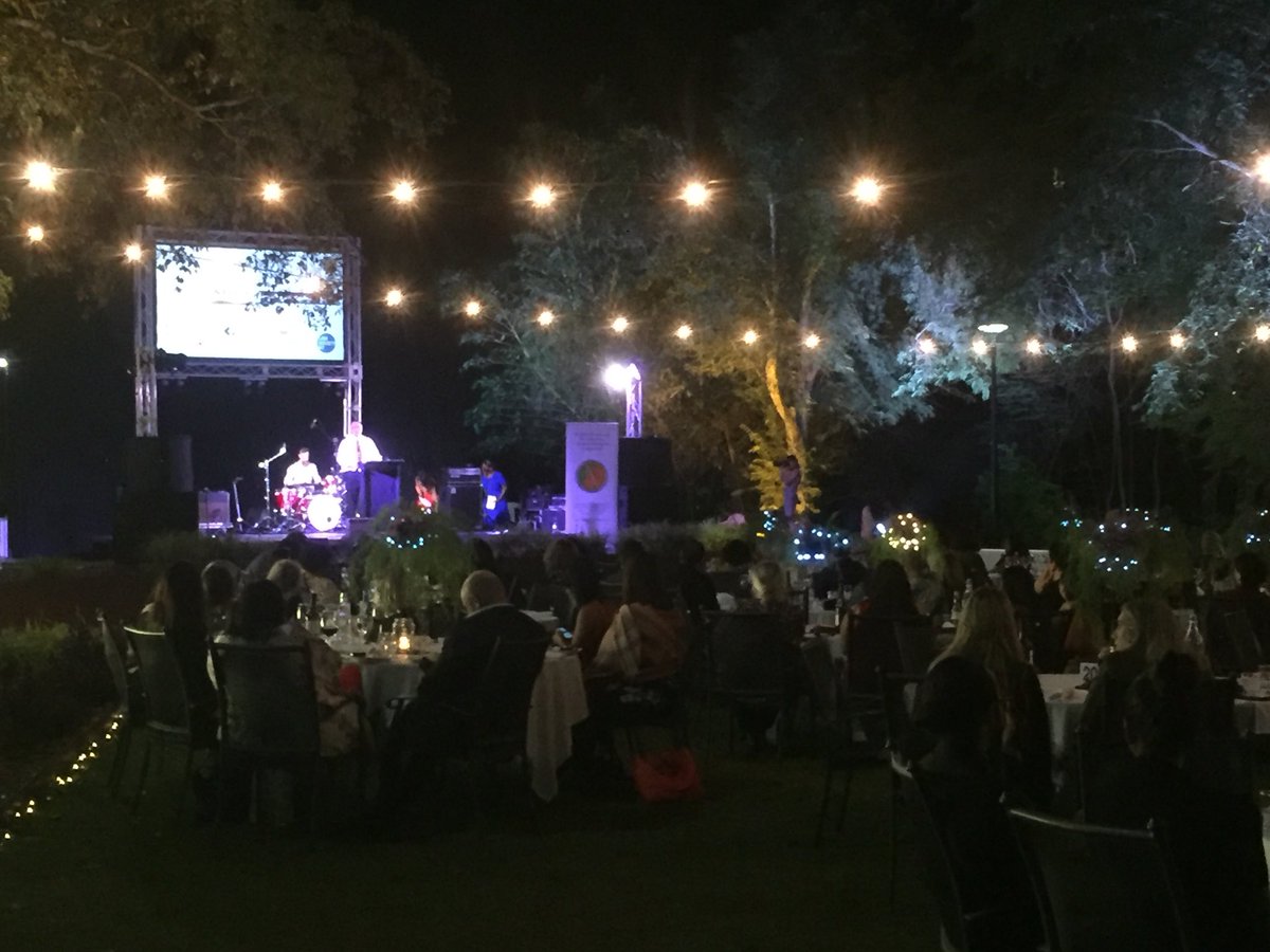 The deadly <a href="/rawnsleyj/">John Rawnsley ❤️💛🖤</a> closes #NILCIHJC2019

Thank you John for your incredible work and the whole team for putting together a powerful, moving, inspiring conference of black lawyering excellence. 🙌🏾