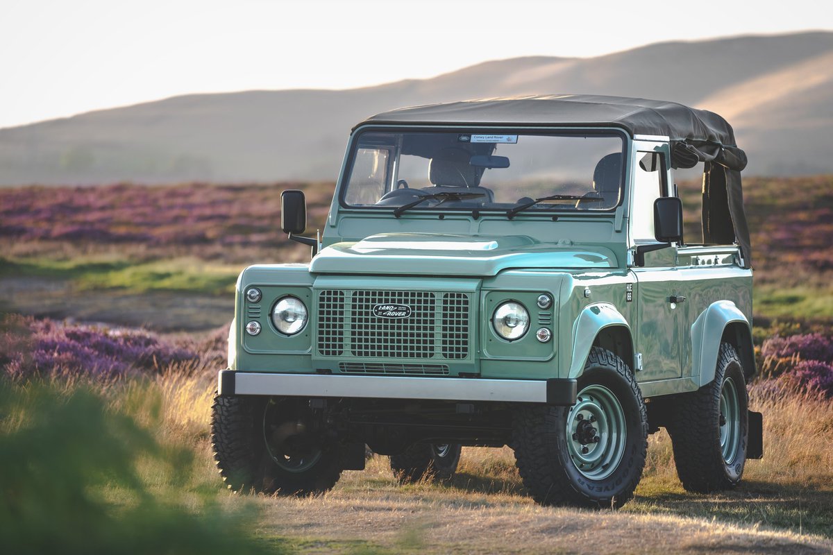 WMS_Classics's tweet photo. Our Tribute Heritage Edition Defender 90
By @landroverpa
#heritagedefender #Defender90 #landroverdefender #landroverphotoalbum #inkyenston #WilliamsClassics #Snowdonia https://t.co/ixEZfcLlQz