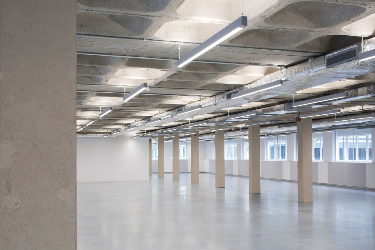 299LightingLtd's tweet photo. Enhance the exposed! Linear suspended lighting can enhance the exposed coffered slabs and create a beautiful, almost tactile light, captured in the ceiling. It’s playful and cool.
https://t.co/EDqU8S0cYX
#exposedceiling #linearlighting #suspendedlighting #industrial https://t.co/GFaoZqlaeP
