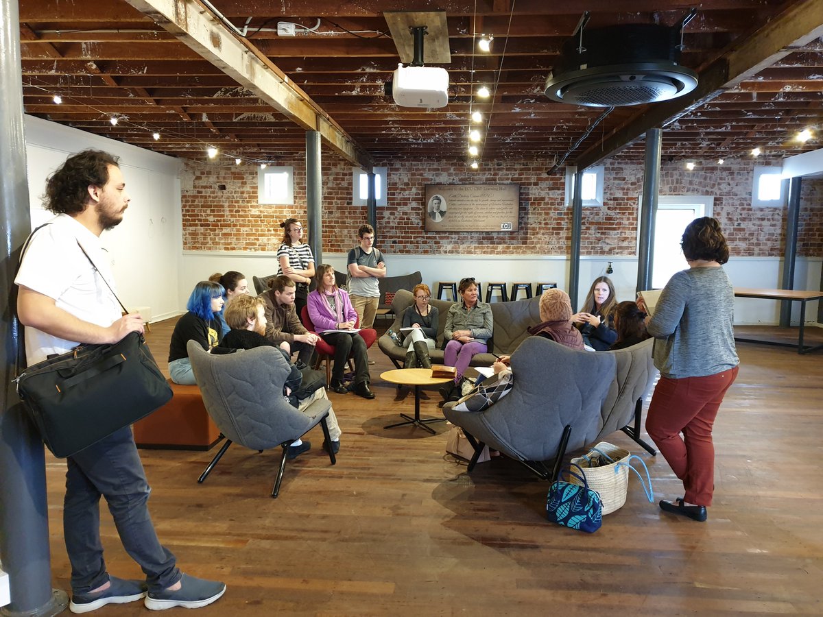 Maker_n_Co's tweet photo. It was great to have the 'Creative' students from @southregionaltafe in the Hustle Hub session with Christine Blowfield yesterday. Got a hustle and need some help, look out for our next Hustle Hub session. https://t.co/Ie7JEtmI6s