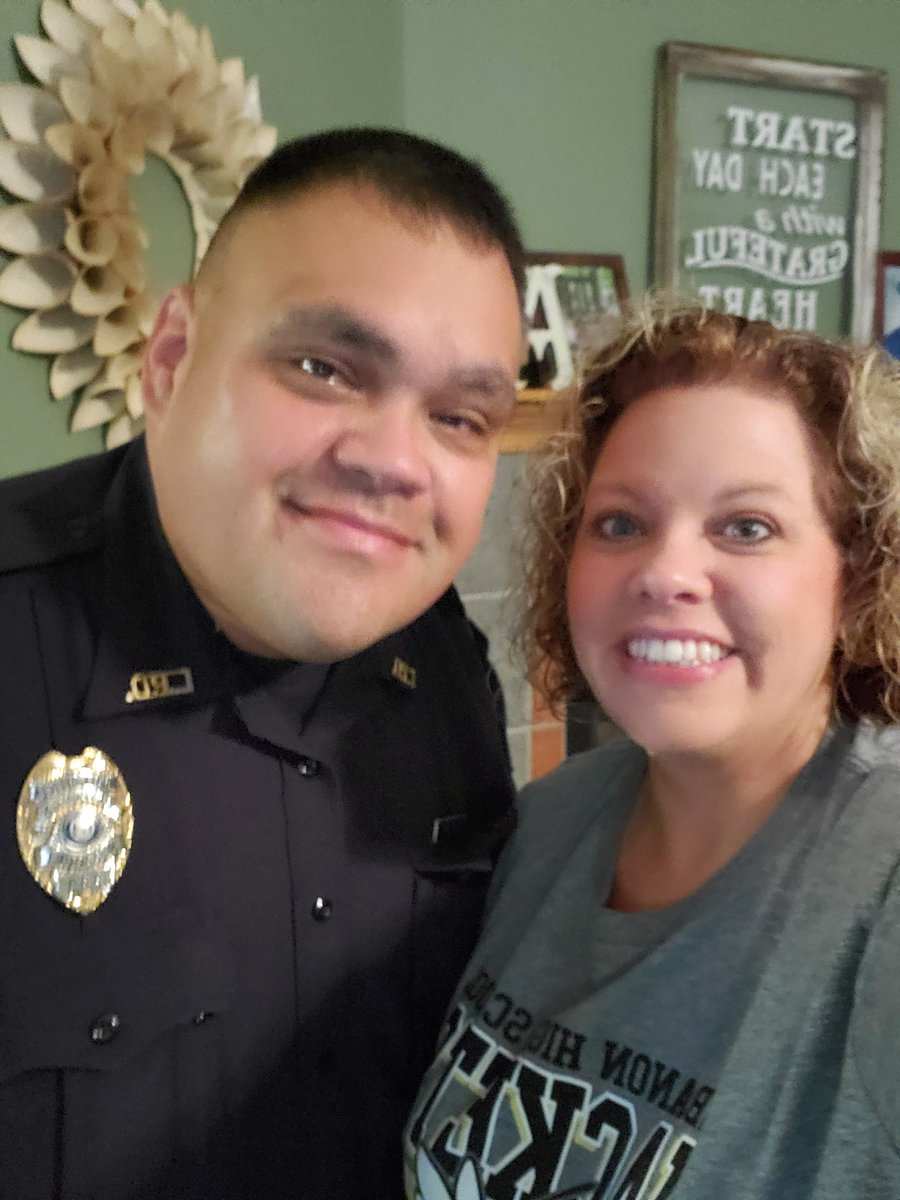 The Ambroses are ready for the first day! #lr3firstday