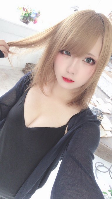 コスプレイヤーmonaのTwitter画像34