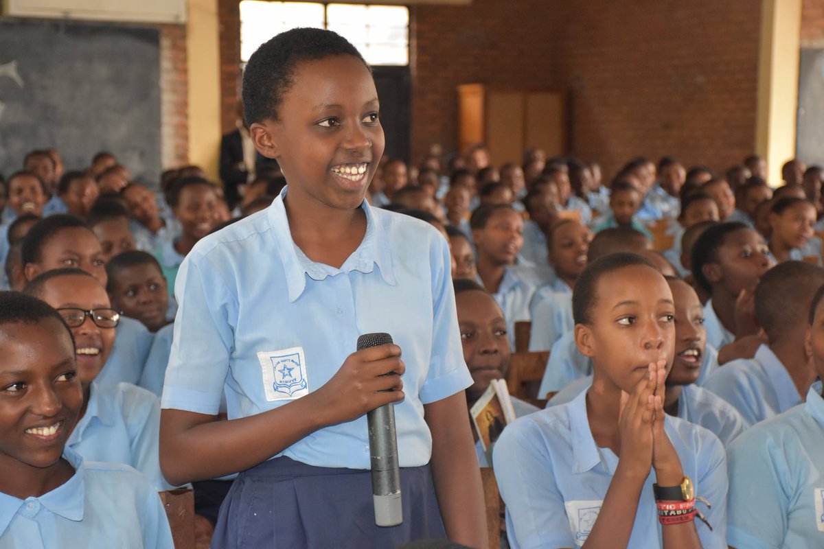 The world has more young people than ever in history; more than 60% of Rwanda’s population is under 25! 

@UNFPA Rwanda's @TKarugwiza in @NewTimesRwanda writes why education is so important in a younger world:  newtimes.co.rw/opinions/trans… 

#IYP2019 #31DaysofYOUth #Youth2030