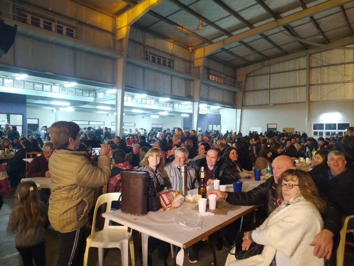 caminosoficial's tweet photo. Estuvimos en los Festejos Patronales de Ticino! Podes verlo este sábado 11:30 hs por El Doce o todos los días por nuestra página https://t.co/2tsW4fK2hn https://t.co/dYnUzpGaqm