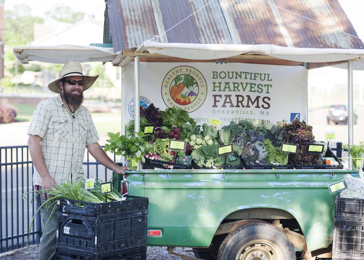 NatlMainStreet's tweet photo. #FarmToTable has become a national trend, but in Starkville, Mississippi, it’s been happening for years. Learn more about #culinary destinations as downtown development engines:
https://t.co/c1ANTS3x1M https://t.co/ywxOGyOyTE