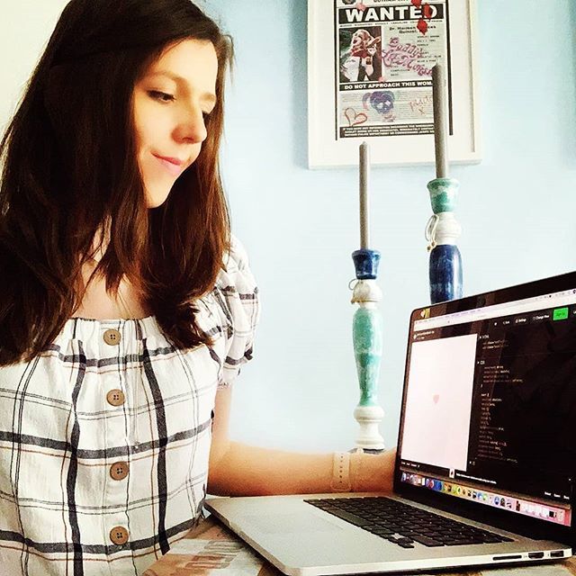 hostiNGNED's tweet photo. 📸 @alinas.view
• • •
#webdev #webdevelopers #technologyrocks #techgirl #developerlife #codingisfun #programmerlife #womenwhocode #girlsinstem #softwaredevelopment #websitedesigner #womenintechnology #instacode #codegoals #girlsintech #informationtechnology #programmerre… https://t.co/setuOzuIPt