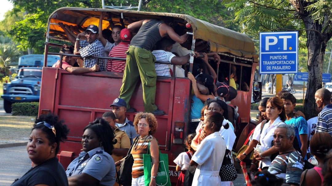 CubanRevoluNow's tweet photo. LOS DERECHOS HUMANOS EN CUBA COMUNISTA https://t.co/Wcu7Tg2wpi