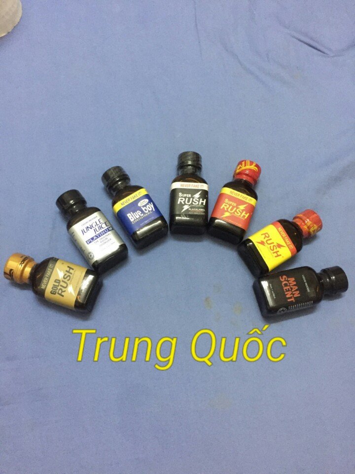 DuPoppers's tweet photo. ❗️Ngồi đợi khách chia sẻ cho AE vài mẫu TQ để tránh.
•••
❗️❗️Dùng lâu dài ảnh hưởng khá lớn tới sau này. 
Khuyến cáo AE nên Ném ngay nếu check giả.
•••
#poppers
#usa
#Du_HN
•••
#Chuyên: check mẫu poppers thật - giả!
#free https://t.co/Lrmn3QvkNS