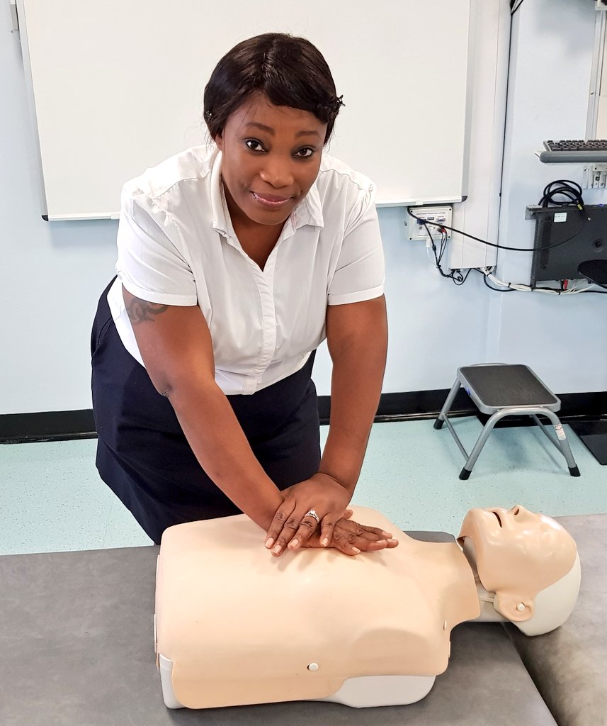 ResusCroydon's tweet photo. We've had a #funpacked morning #Training the @G4S Managers, #Utilities and #portering staff #basiclifesupport (BLS). Look forward to meeting the rest of the #team ๐๐
@croydonhealth @CroydonSimulat1 @CroydonQI @nosuji01 @LorraineMosele4 @slewispickle74 @CHSDevelop https://t.co/4Wl2wvdeoU