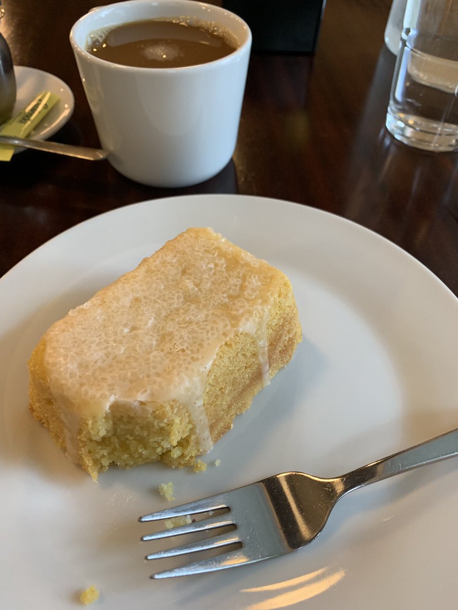 AngiePaceKirk's tweet photo. #RWGR having life changing polenta pundcake at Little Bird π https://t.co/0oWv4uHNg1