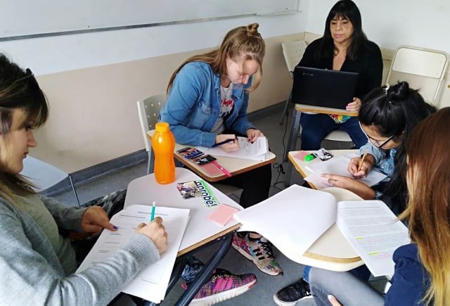 Extension_UPE's tweet photo. Taller de Orientación Vocacional inscripciones Agosto 🙋♀️🙋♂️
🎉Fechas: Martes: 20/08 de 13:30 a 15:30 hs
Martes: 20/08 de 9:30 a 11:30 hs
✏Inscripciones: https://t.co/3QYiRCi9XA
📧Consultas: orientacionvocacional@upe.edu.ar
#Ezeiza #Orientacionvocaciona #extensionupe https://t.co/QhNWj2DWJ2