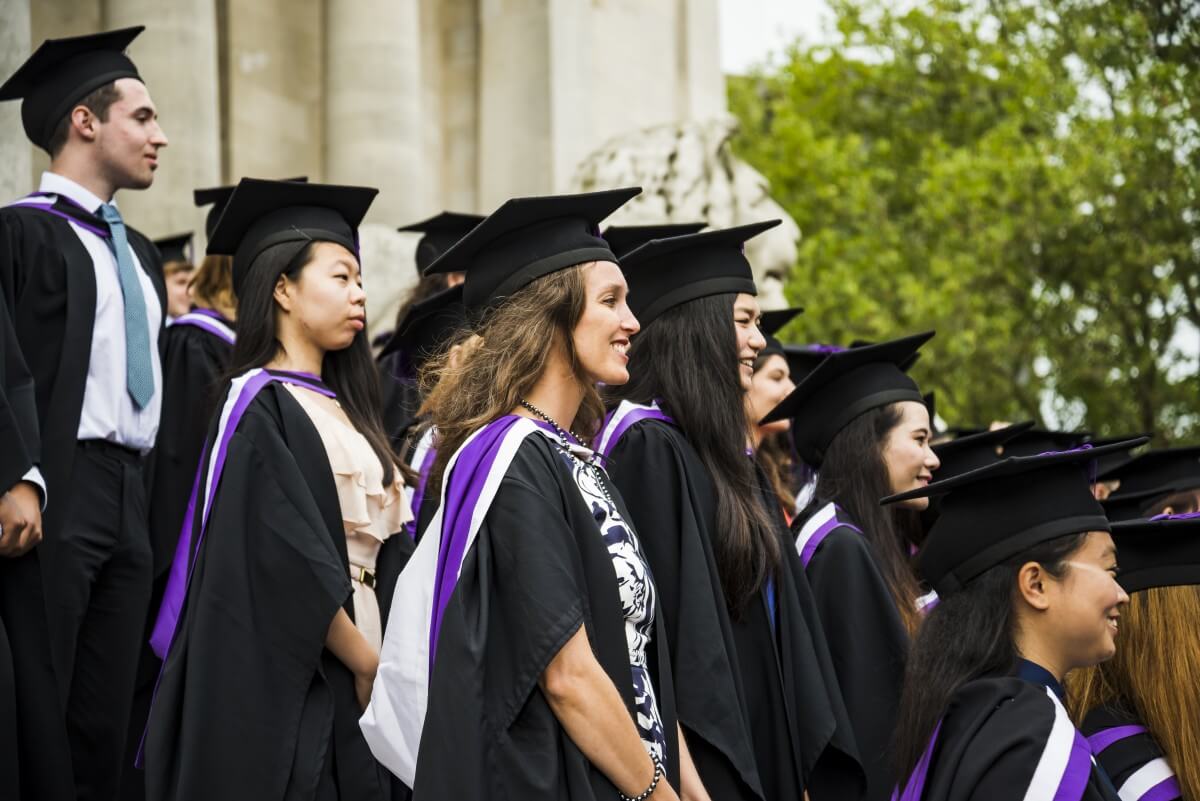 FtrackEng's tweet photo. Thinking of pursuing a career in Architecture? These are the top 5 universities in the UK for an architectural degree! 
https://t.co/kW4nBEM2HR https://t.co/6eNzSeFMzw