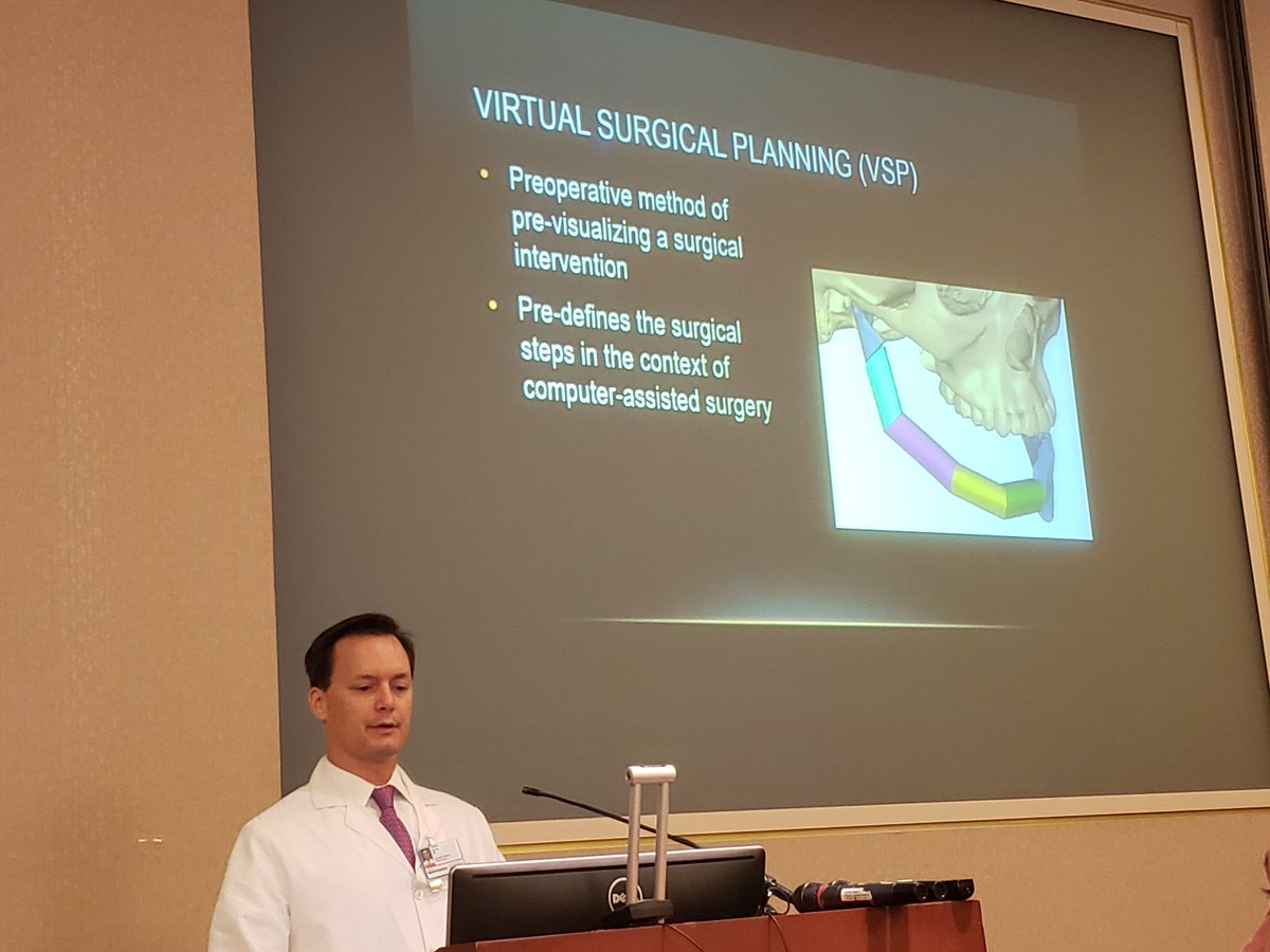 LauraMComer's tweet photo. Surgery Grand Rounds featuring the Department of Plastic Surgery. #oncsurgery #endcancer https://t.co/NCtCl6pKYB
