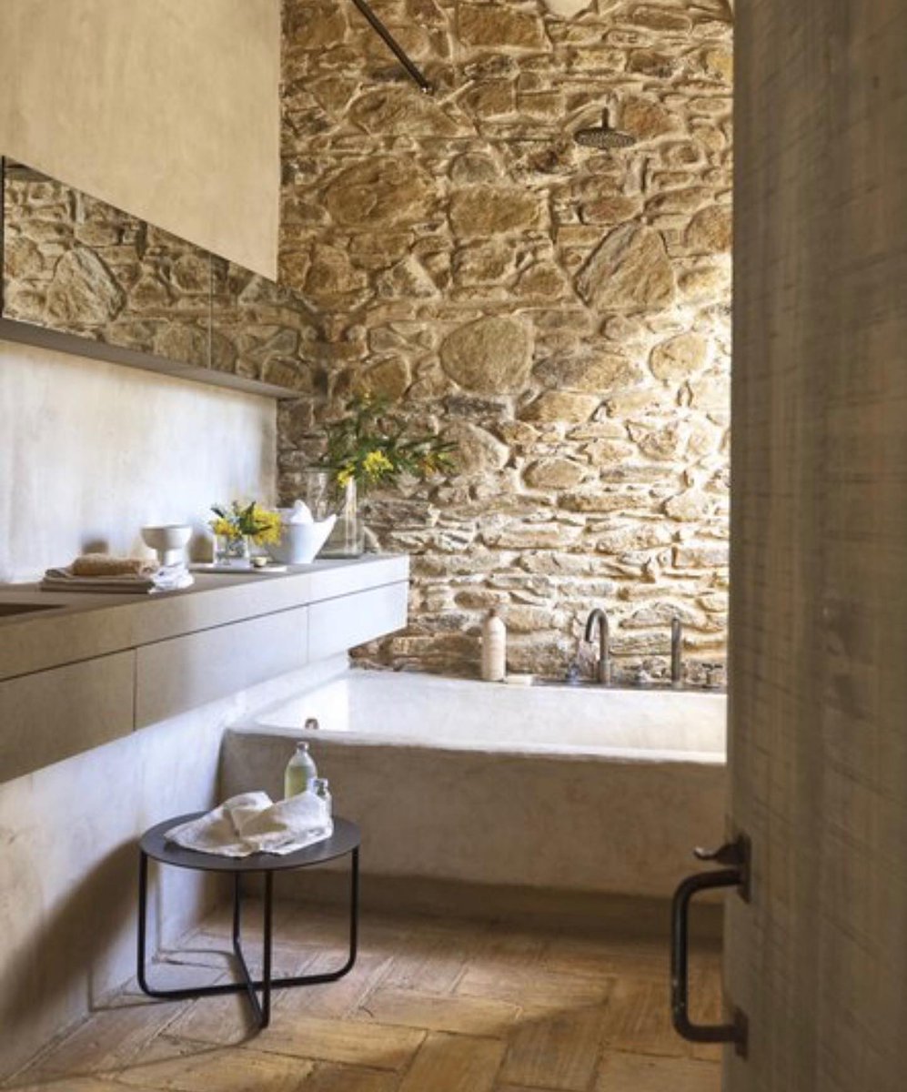 IExleyArchitect's tweet photo. Bo won our in-house building of the week competition this week with his entry of the beautiful 17th Century Catalonian Farmhouse. Scroll for more photos.
.
Full article can be found here https://t.co/b8pexM390Z https://t.co/JGTlY6Qv3K