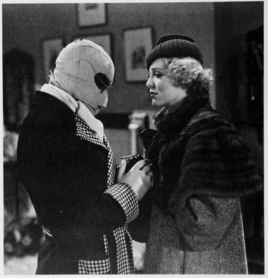 el_zombo's tweet photo. Claude Rains and Gloria Stuart
the INVISIBLE MAN (1933)
#scifi #retrohorror https://t.co/t7R4wTnLX0