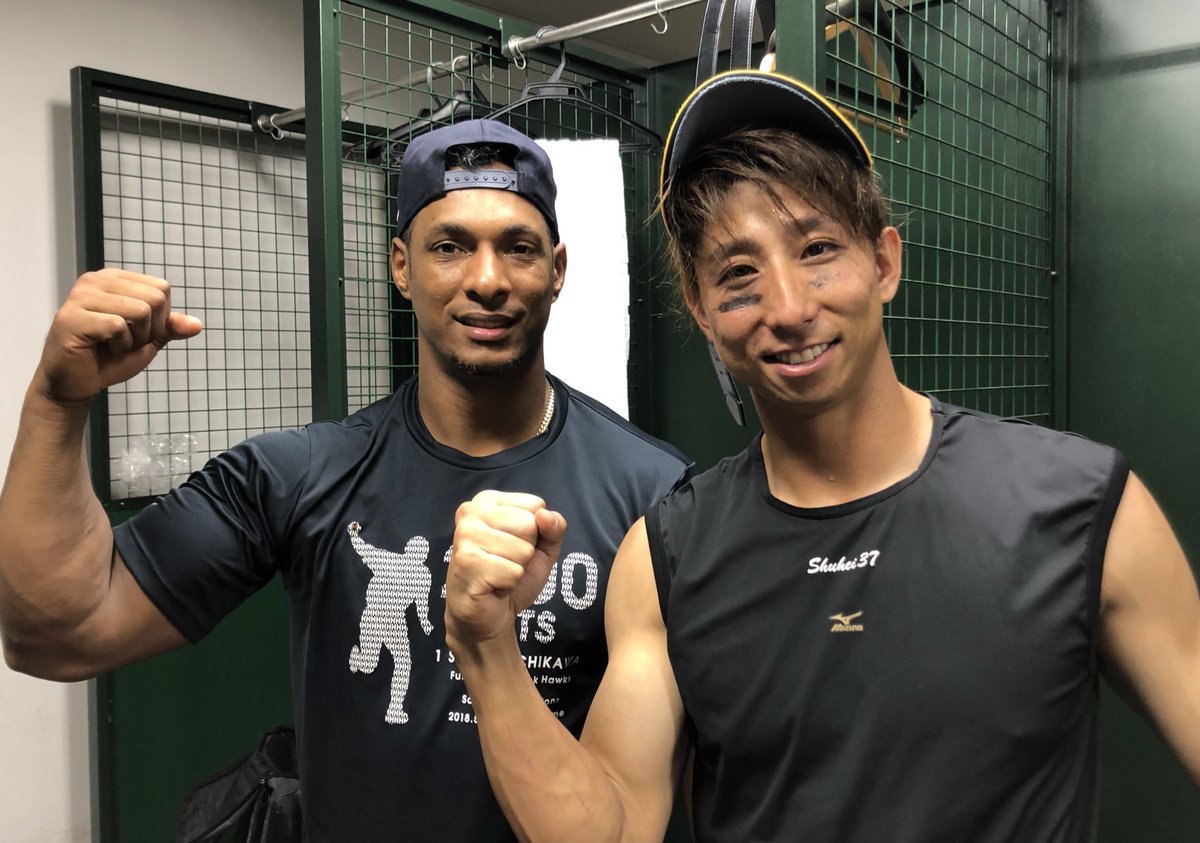 avikzk_ykp's tweet photo. 腕の太さよ…😅笑

#Yurisbel Gracial
#グラシアル
#福ちゃんナイスバッティング https://t.co/eP7qiE9Mpq
