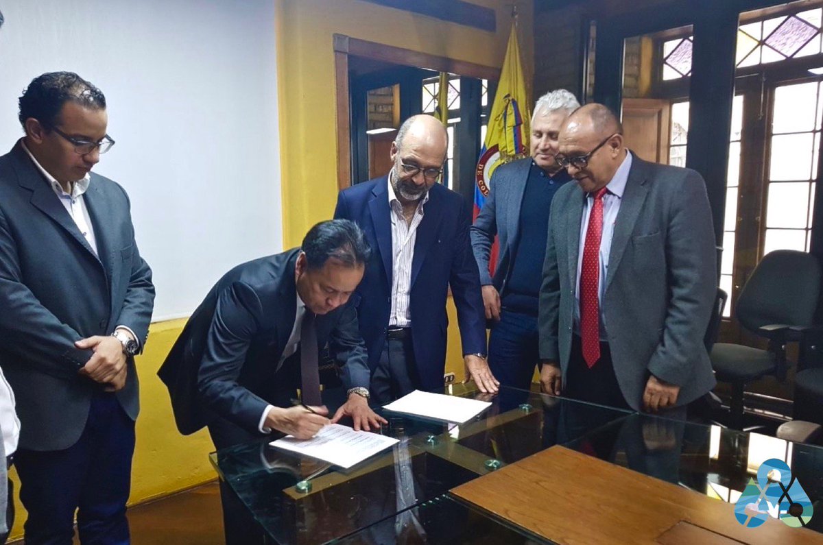 AcueductoCVP's tweet photo. El gobernador de Norte de Santander William Villamizar solicitó a la CUR que se implemente un convenio de seguimiento a la ejecución del proyecto junto a la Empresa Metropolitana de Servicios Públicos. 💧🌱
#hoyelaguaesunderecho #trabajamosporelagua #aguaparatodos https://t.co/PrkjHrbUd0