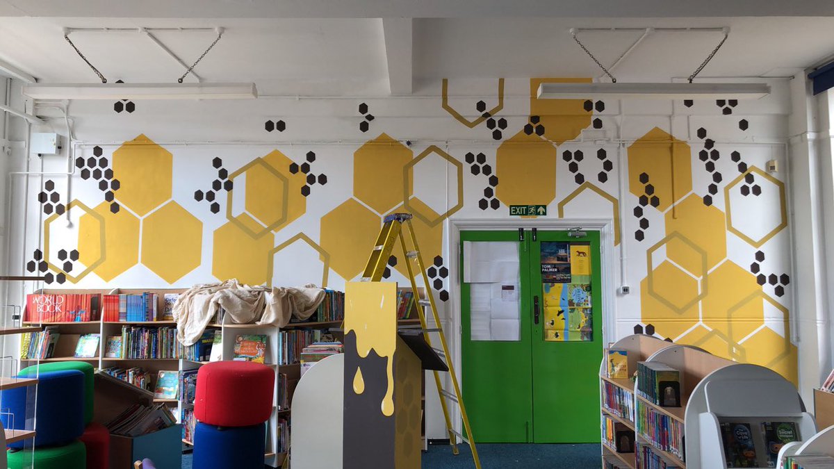 AmesCharley's tweet photo. And finally the last wall of the library is finished, going with the bee theme around the library. It was a hard pattern to work with but I think I did quite well 😁 @CORENansen @COREeducate #opportunity #excellence #collaboration #painting #interiordesign #painter https://t.co/QLFXcSXrkK