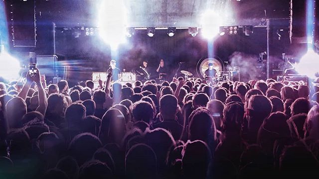 ROYAL BLOOD

<a href="/royalblooduk/">Royal Blood</a> @rockcitynottingham

#royalblood #nottingham #rockcity #rock #rockandroll #riffs #live #concert #gig #show #tour #crowd #loudnoises ift.tt/2YLoJzj