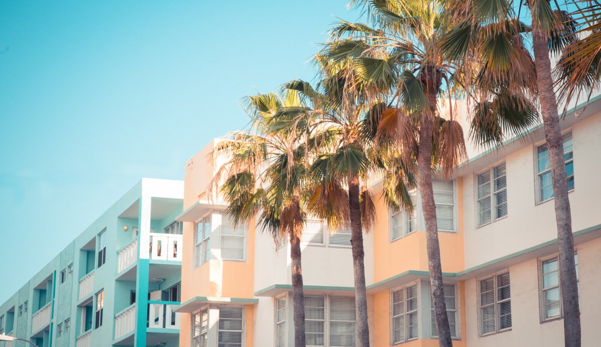 PropertyInt's tweet photo. Miami property sales increase in Q2
#PropertyInternational
https://t.co/7xeBib3ml8 https://t.co/BkAsgWexLw