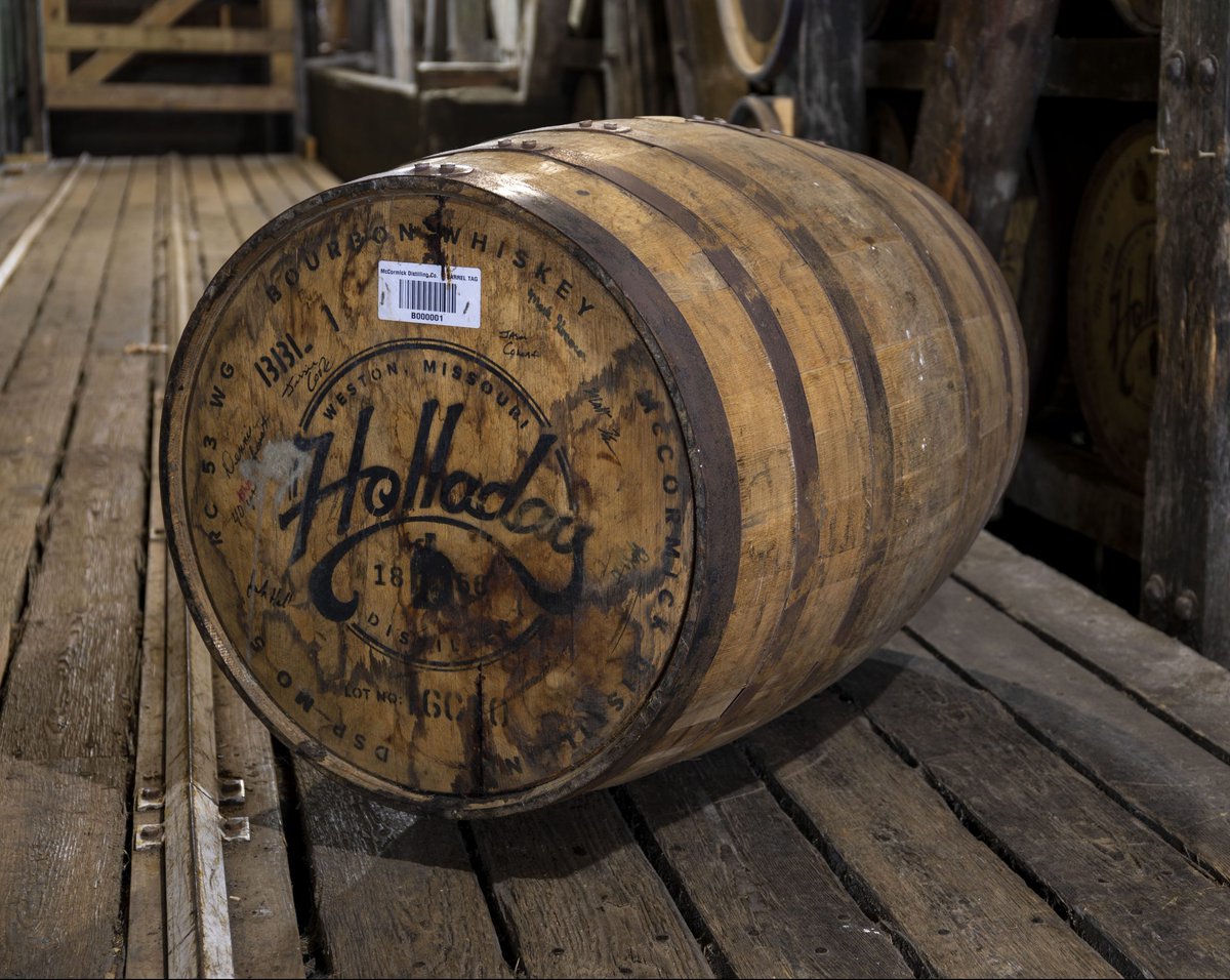 End the summer with a tour of the historic <a href="/Holladay1856/">Holladay Distillery</a> distillery and maybe even take a piece of history home with you! Follow us, RT, or post using #GKCAA by the end of today for a chance to win 2 passes! #BourbonIsDelicious