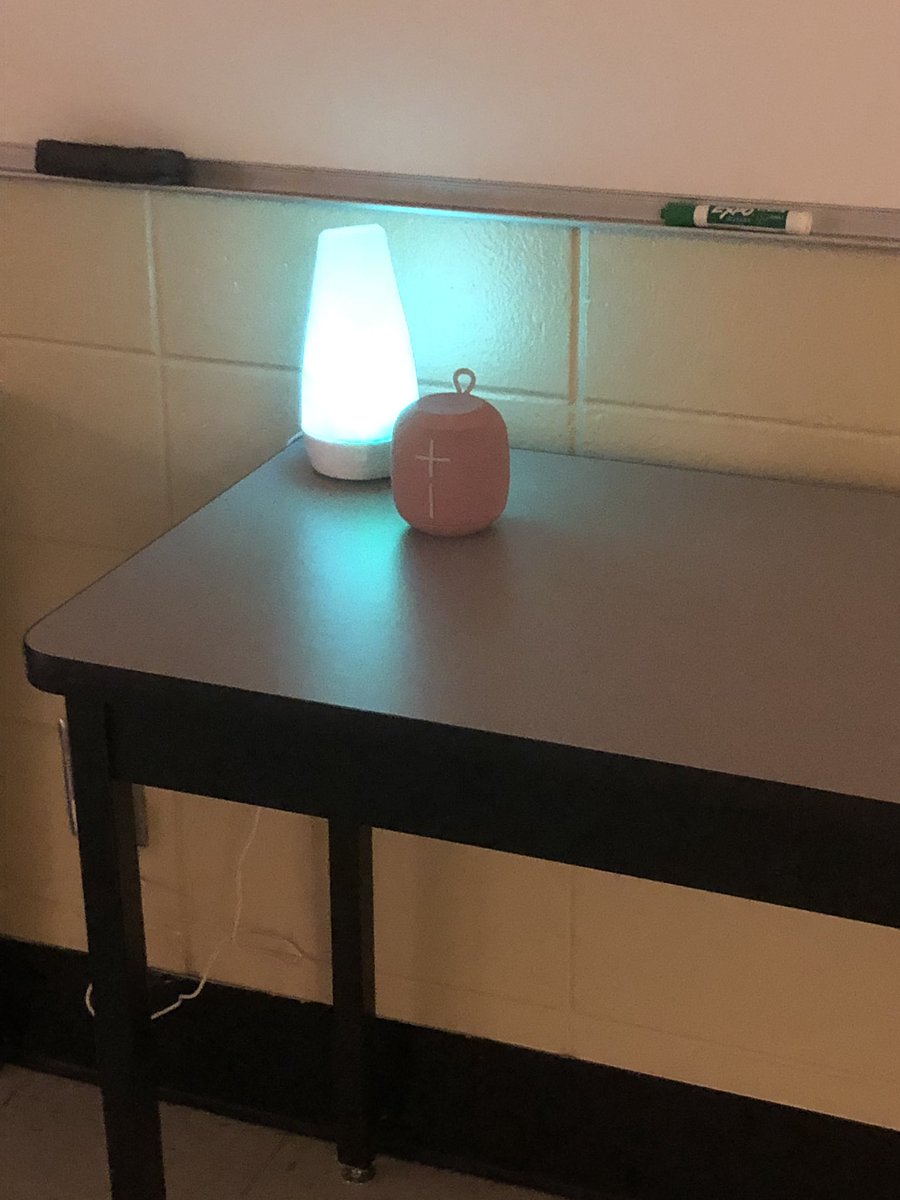 LeaPonts's tweet photo. Had our first Mindful Moments meeting yesterday and the students loved it! Very relaxing during the hustle and bustle of the beginning of school https://t.co/PkauTWrdzP