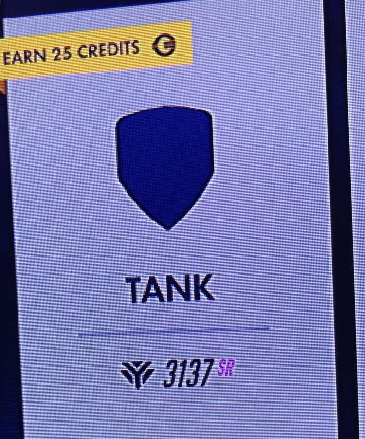 concealedhate's tweet image. Once again, FUCK YOU TRIPLE DPS IM REIGNING DIAMOND IN TWO ROLES WE GONE GET TO MASTERS TODAY BOYS #Overwatch #222 #rolequeue #tank #support