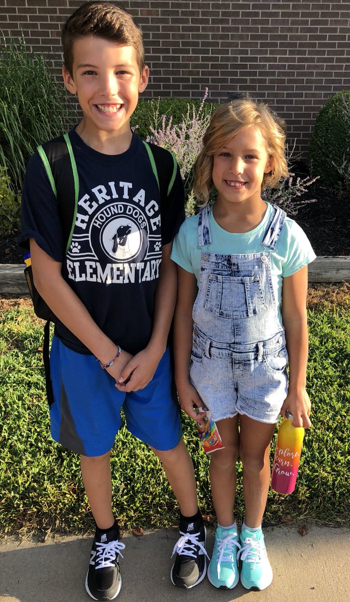 bstanleyIC's tweet photo. Happy 1st day of school! These Heritage Hound Dogs are ready for a great year! ❤️ @HeritageK5 @olatheschools #MyOlatheSchools #opsfirstday https://t.co/AY5FvRfajO
