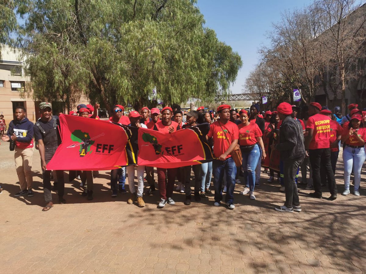 EFFYouthCommand's tweet photo. North West University Mafikeng Campus has received the office of the Presidency @EFFStudents  and the campus is ready to vote EFFSC . We are made aware that SASCO is fearfuly attempting to interdict SRC elections to frustrate change but noone can stop an idea whose time has come https://t.co/jaNRAUWQZ3