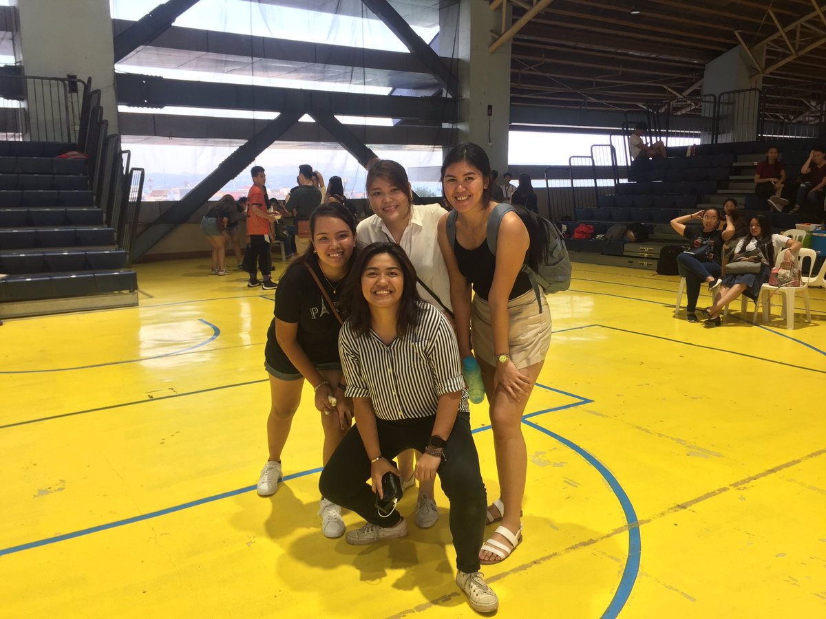 aleafaye01's tweet photo. (Hopefully) our last fiesta hahahahaha love you F4!! Gamay antos na lang hapit na ta!!π€π½π₯° #mockready @jessapearllopez @_NoreenDavis @taaanrosni https://t.co/CEnkW50h94
