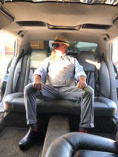 EMHSMustangs's tweet image. Mr. Eaton and the Ladies of Math got to arrive in style! #GoMustangs  #mcpsfirstday