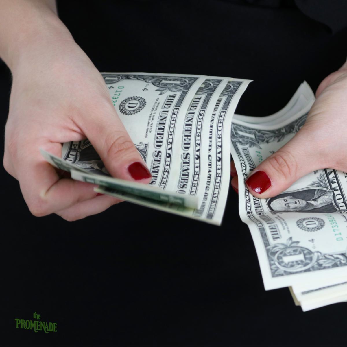 promenadeabq's tweet photo. It's National Financial Awareness Day! Do you save, budget, or invest your money? Your friends at Block Advisors can help.
.
.
.
Photo by Kredite .org on Unsplash https://t.co/25k22e2fZ7