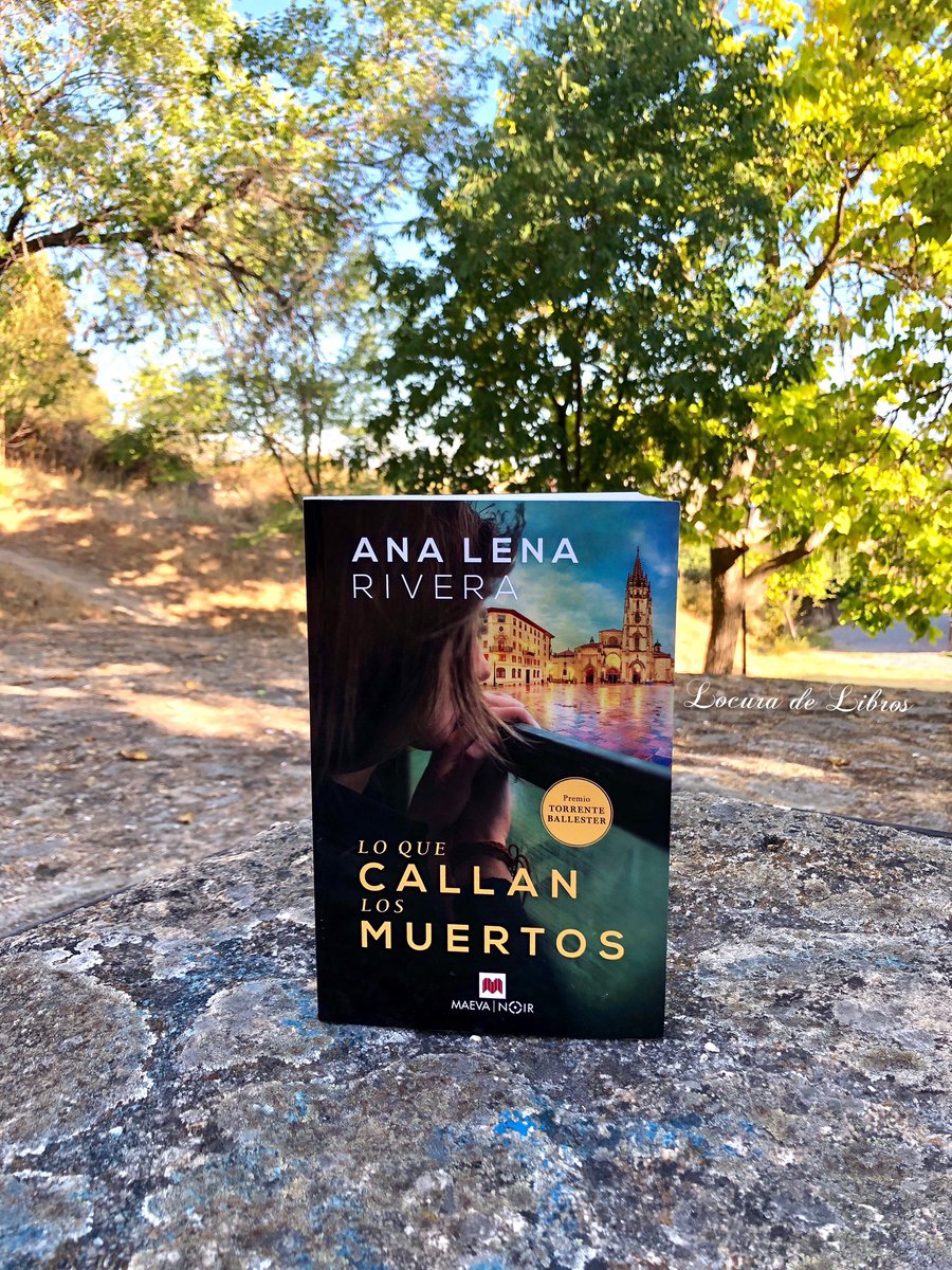 LOCURADELIBROS's tweet photo. #LOQUECALLANLOSMUERTOS @AnaRiveraMuniz @MaevaEdiciones
#MaevaNoir #YoLeoMaeva #EdicionesMaeva
▪️
Una novela de misterio ambientada en Oviedo protagonizada por una investigadora de fraudes que despertará la empatía de los lectores.
👉https://t.co/2P64M2Y1SQ
#RecomendacionesLL https://t.co/e0Gx4m0nSZ